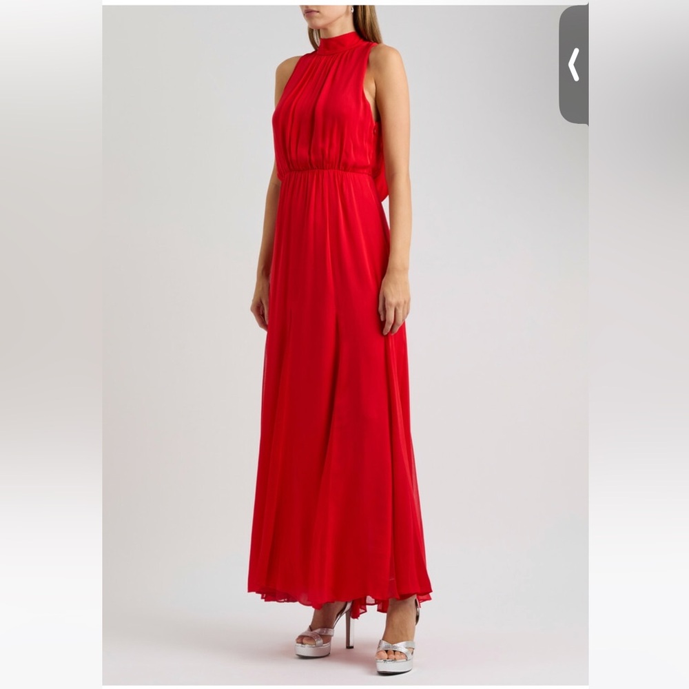 Alice + Olivia Elegant Red Sleeveless Gown
